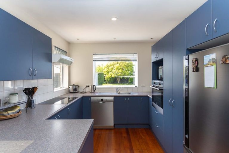 Photo of property in 5 Stackhouse Avenue, Bishopdale, Christchurch, 8053