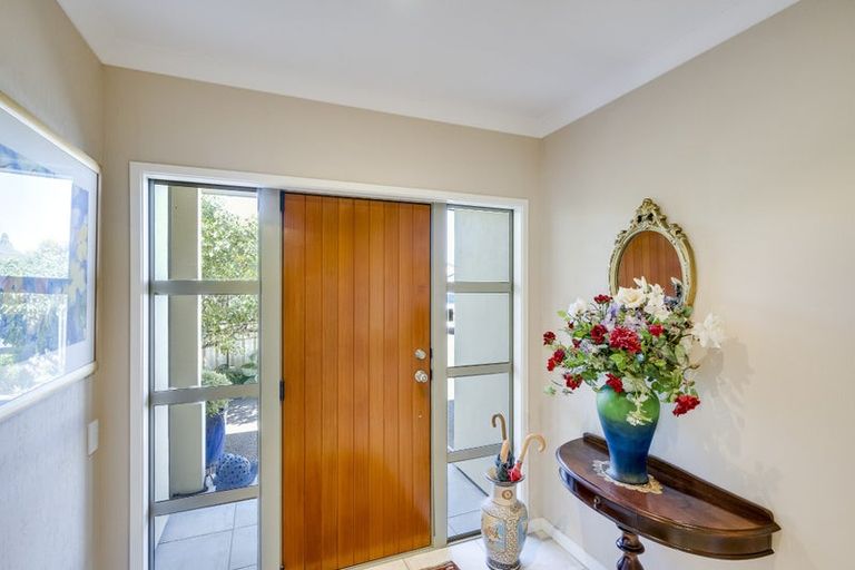 Photo of property in 86 Kensington Drive, Taradale, Napier, 4112