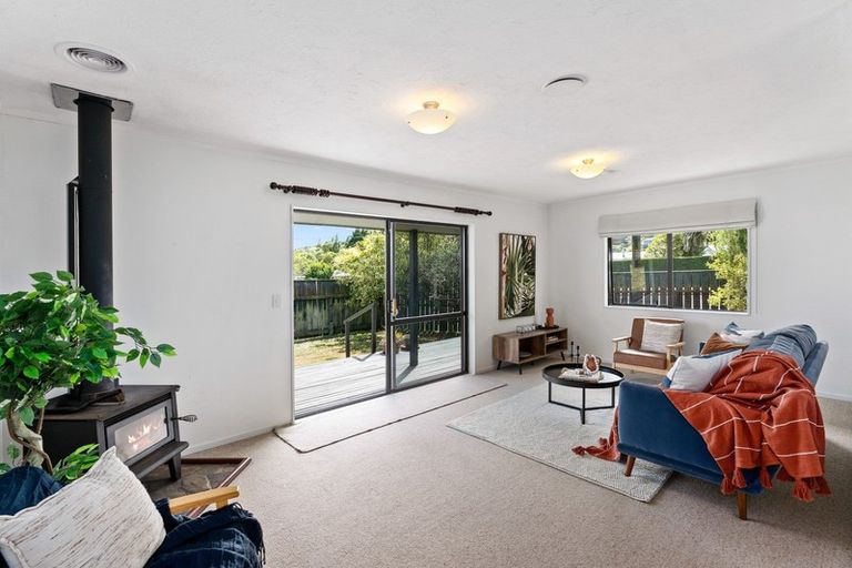 Photo of property in 76a Elizabeth Street, Waikanae, 5036
