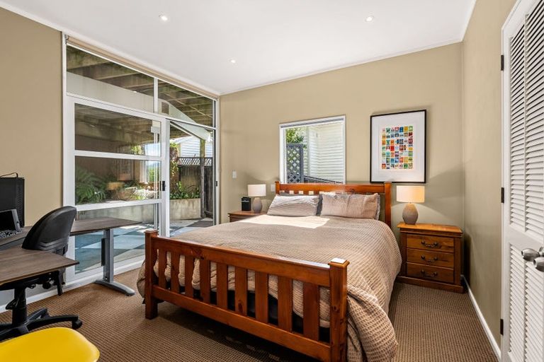 Photo of property in 90b Awa Road, Seatoun, Wellington, 6022