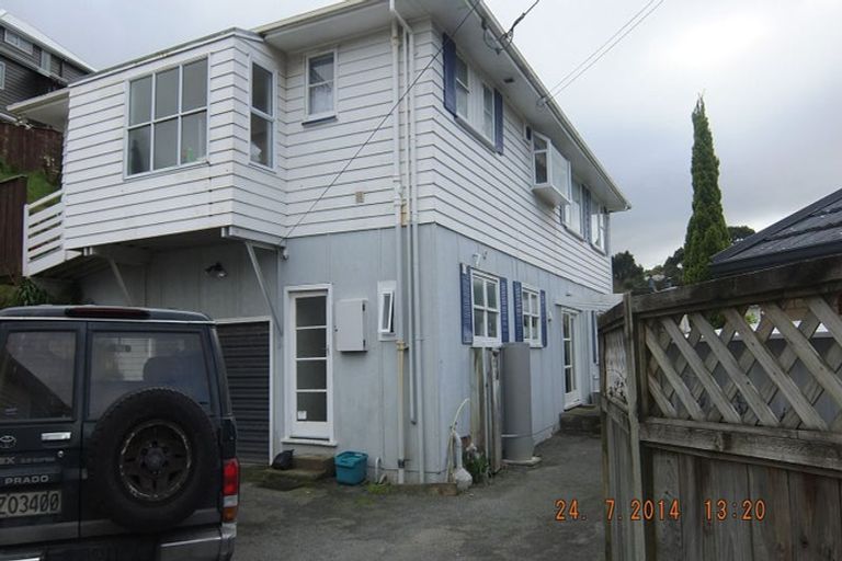 Photo of property in 20 Redwood Avenue, Tawa, Wellington, 5028