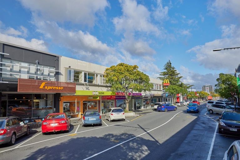 Photo of property in Queens Chambers, 204/220 Main Street, Upper Hutt, 5018