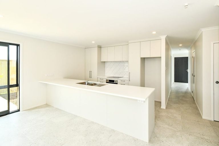 Photo of property in 3a Uatoto Road, Clarks Beach, 2122