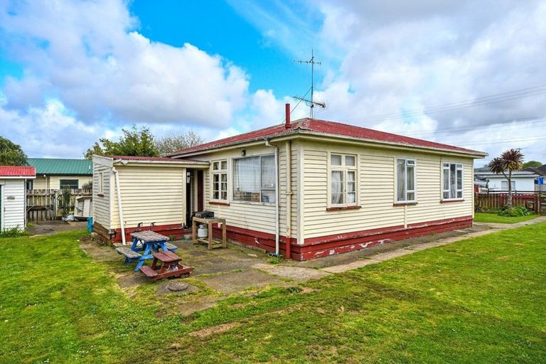 Photo of property in 19 Marlborough Street, Pokeno, 2402
