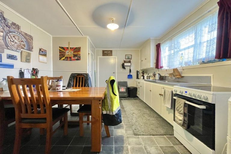 Photo of property in 8 Stirling Place, Tokoroa, 3420