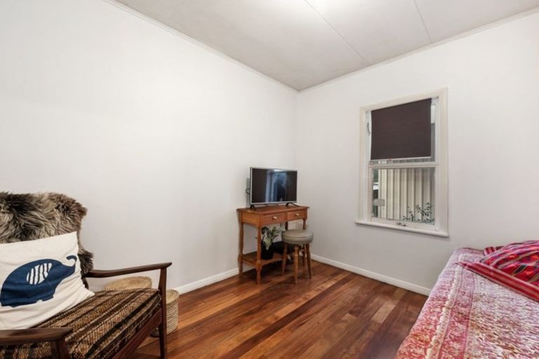 Photo of property in 60 Coast Road, Wainuiomata, Lower Hutt, 5014