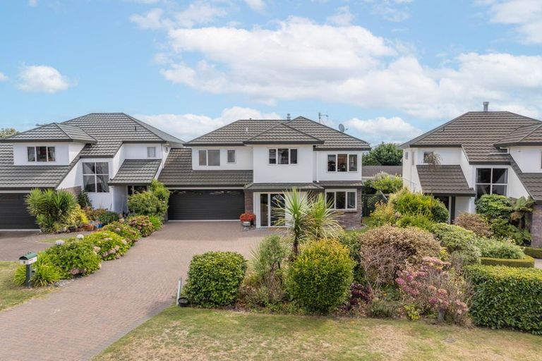 Photo of property in 2 Pipi Street, Two Mile Bay, Taupo, 3330