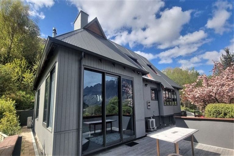 Photo of property in 984 Frankton Road, Frankton, Queenstown, 9300