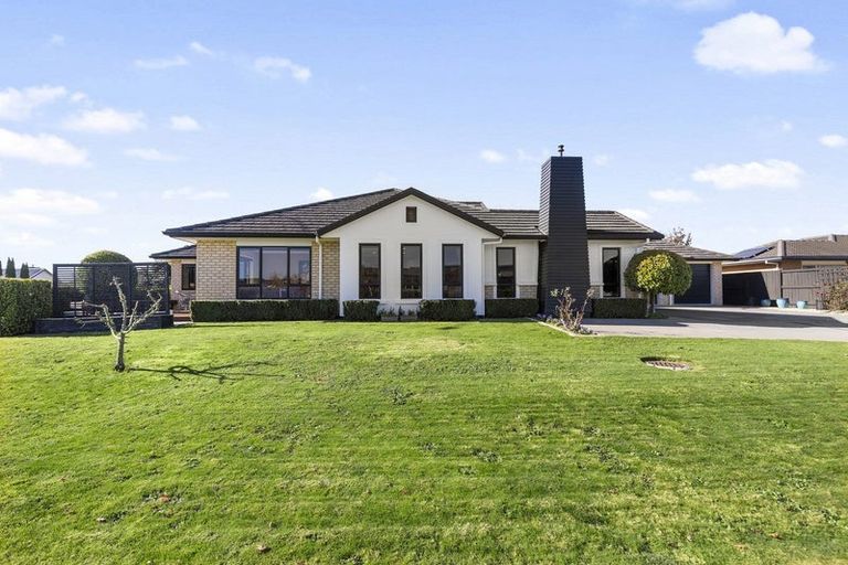 Photo of property in 2 Brancaster Place, Cambridge, 3434