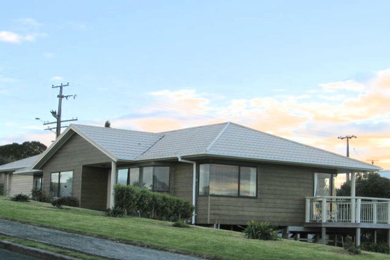 Photo of property in 2 Fidelis Avenue, Snells Beach, 0920