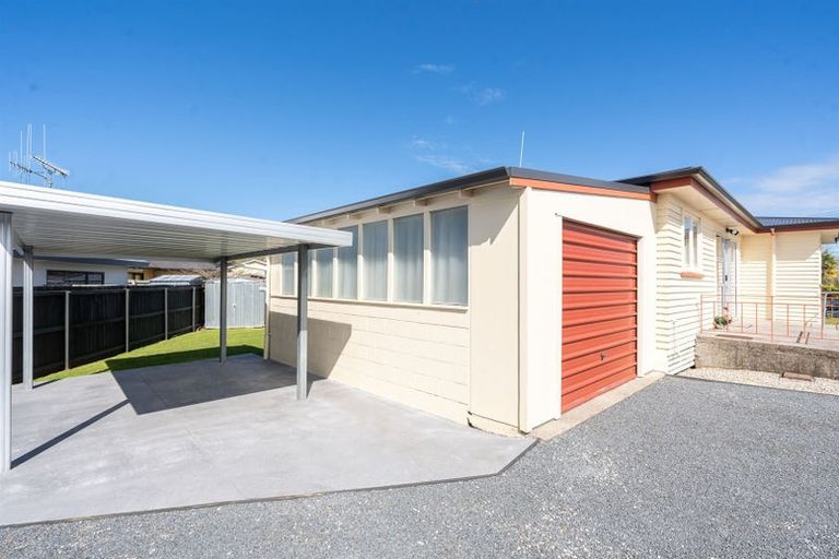 Photo of property in 96 Peacockes Road, Fitzroy, Hamilton, 3206