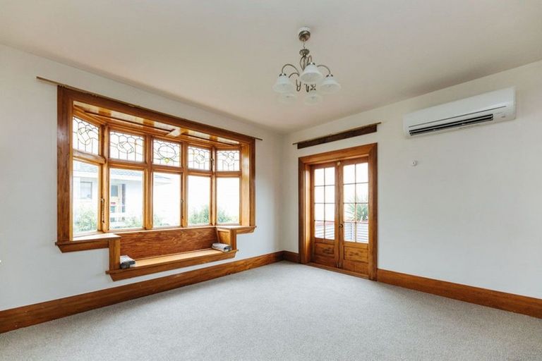 Photo of property in 35 Wharfe Street, South Hill, Oamaru, 9400