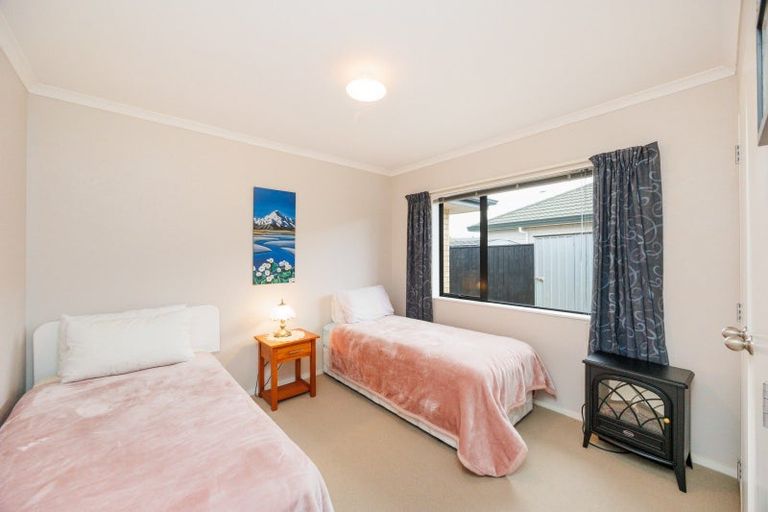 Photo of property in 49 Peter Hall Drive, Kelvin Grove, Palmerston North, 4414