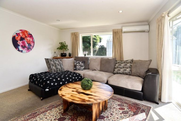 Photo of property in 60a Main North Road, Woodend, 7610