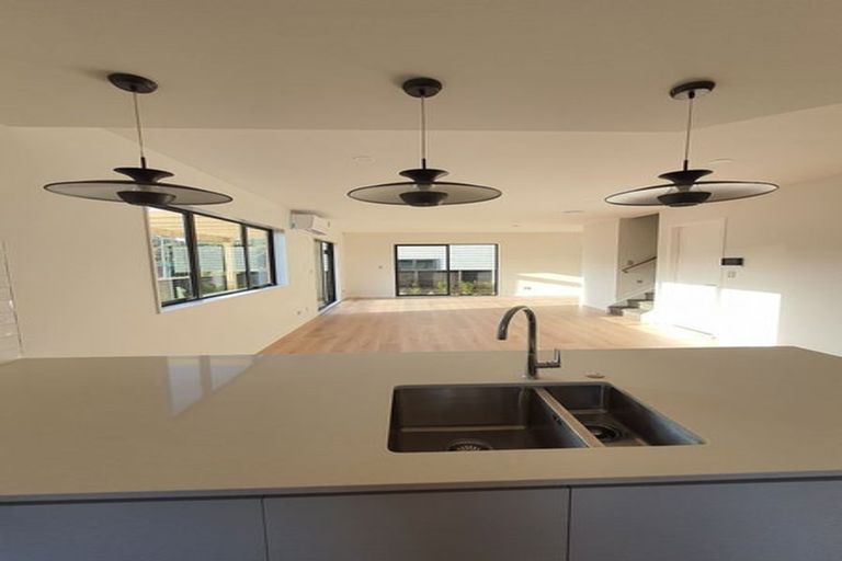 Photo of property in 44 Bight Road, Long Bay, Auckland, 0630