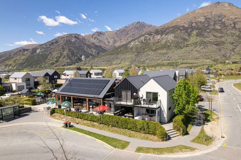 Photo of property in 1 Onslow Road, Lake Hayes, Queenstown, 9304
