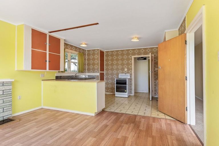 Photo of property in 243 Main Road, Tawa, Wellington, 5028