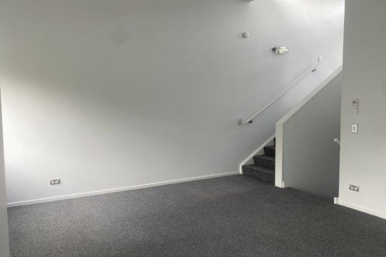 Photo of property in 2/114 Mitchell Street, Brooklyn, Wellington, 6021