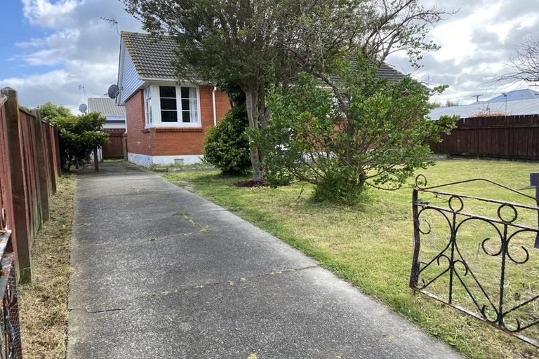 Photo of property in 60 Godley Street, Waiwhetu, Lower Hutt, 5010