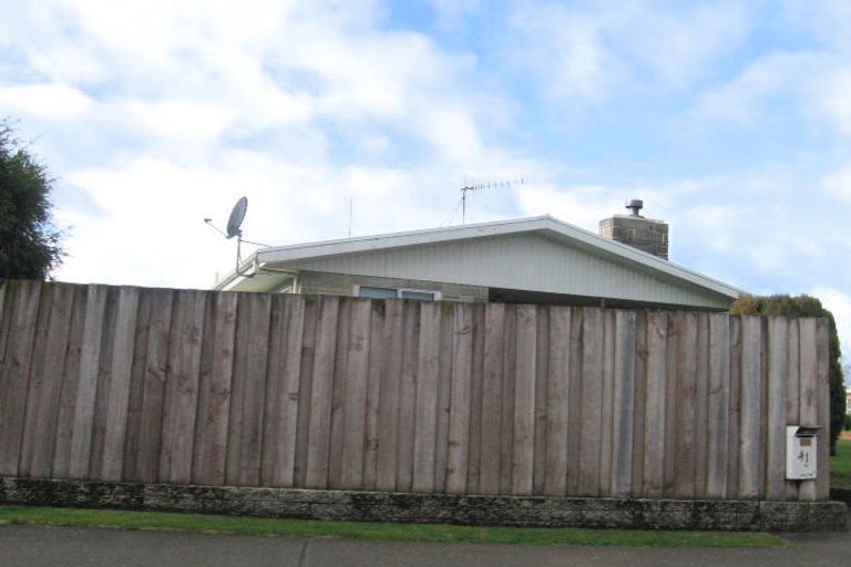 Photo of property in 41 Trigg Crescent, Taradale, Napier, 4112