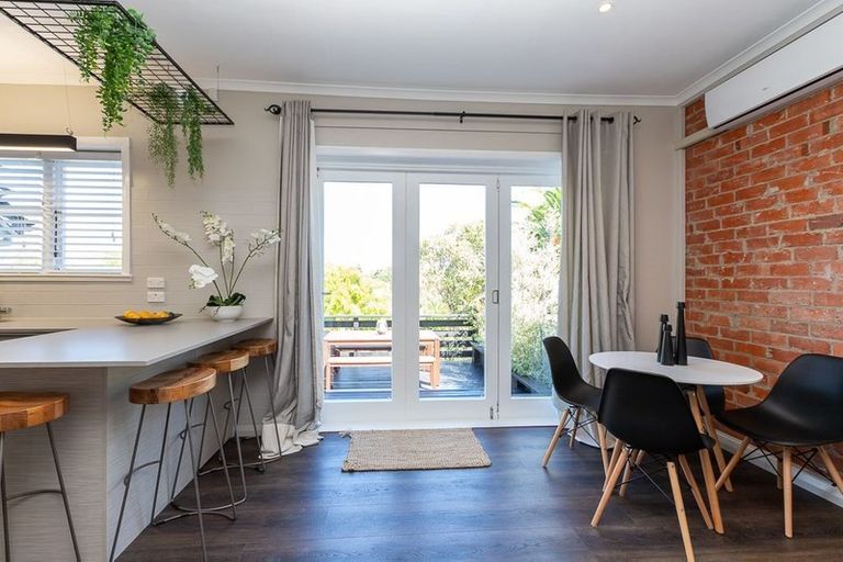 Photo of property in 19 Bledisloe Terrace, Hamilton East, Hamilton, 3216