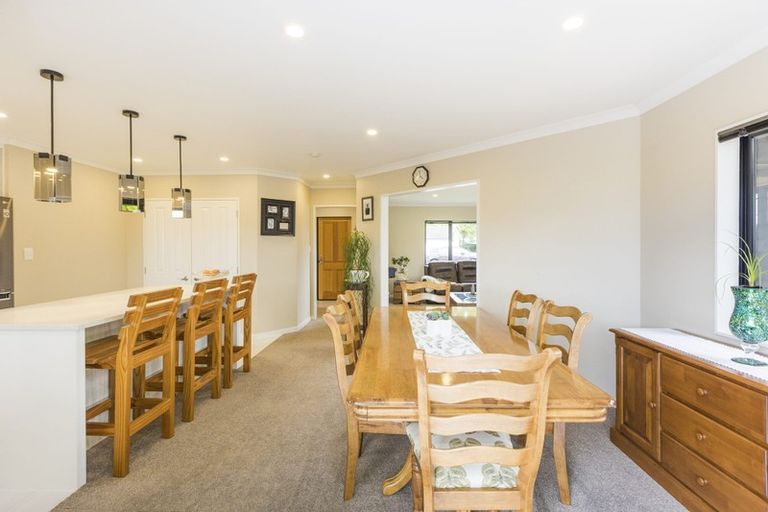 Photo of property in 2 Henley Court, Highbury, Palmerston North, 4412