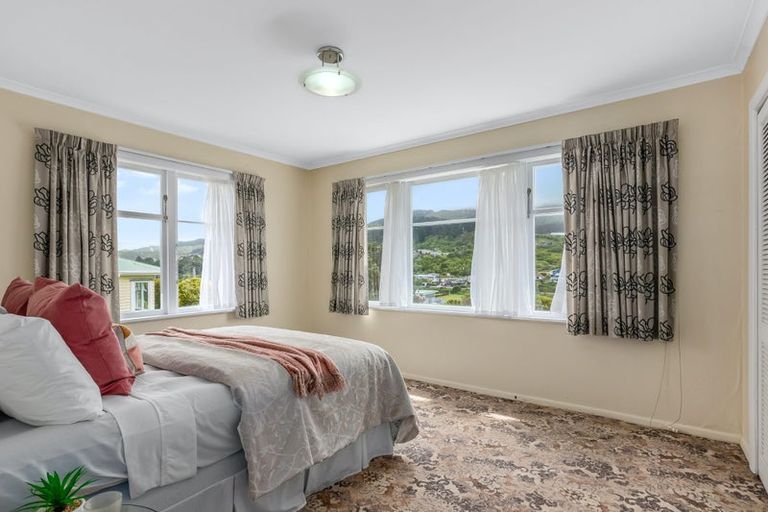 Photo of property in 36 Handyside Street, Tawa, Wellington, 5028