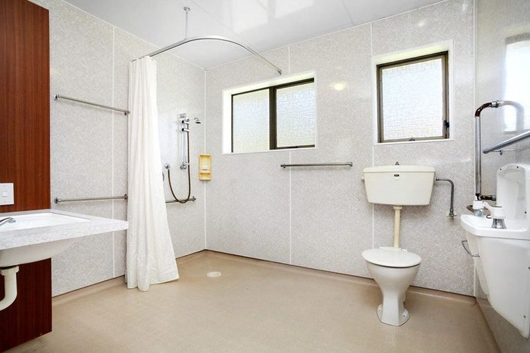 Photo of property in 18 Rossiter Street, Tawa, Wellington, 5028