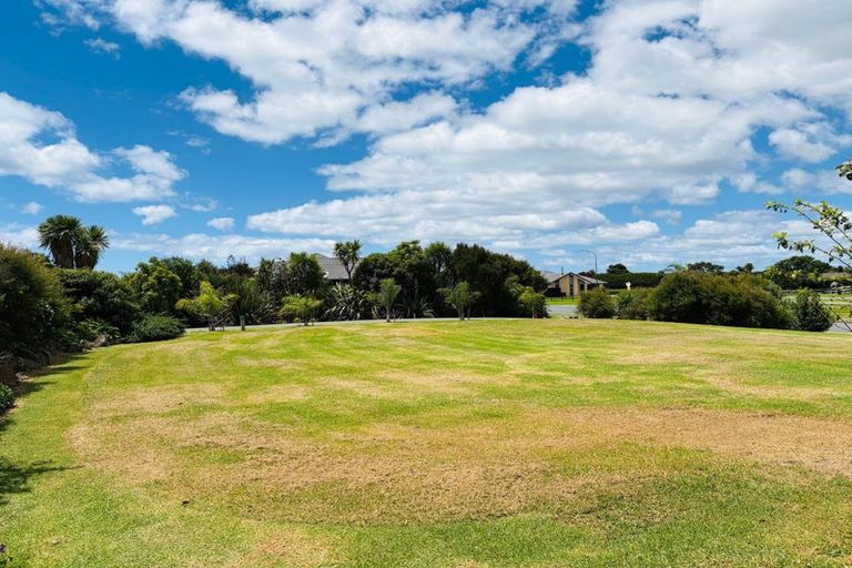 Photo of property in 6 Breton Drive, Waipu, 0510