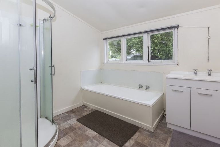 Photo of property in 13 Goldsmith Place, Waltham, Christchurch, 8023