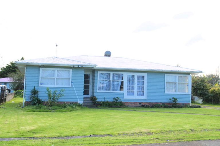 Photo of property in 6 Woburn Street, Mangere East, Auckland, 2024