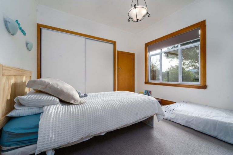 Photo of property in 46 Cologne Street, Martinborough, 5711