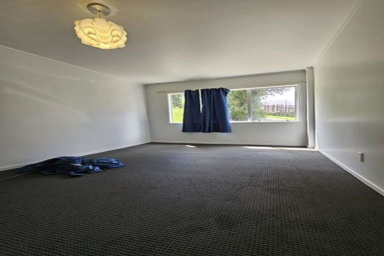 Photo of property in 33 Leaver Place, Weymouth, Auckland, 2103