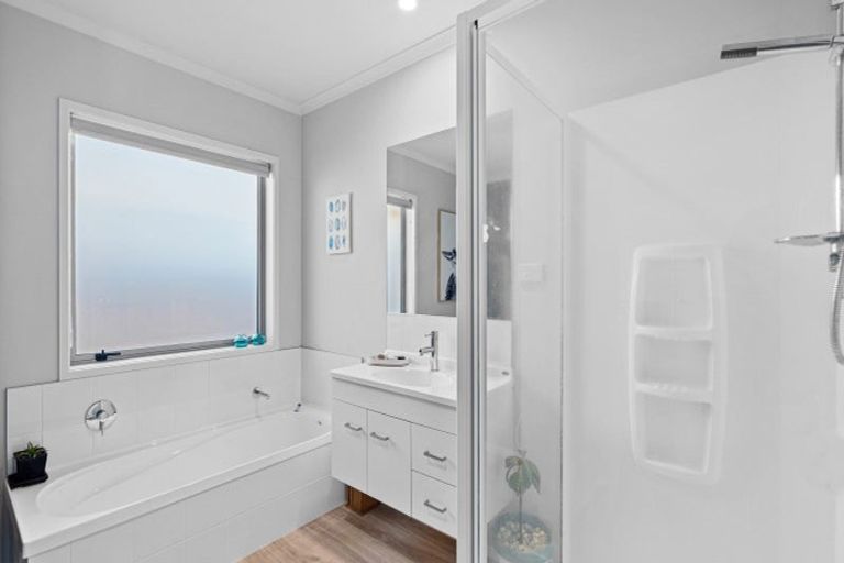 Photo of property in 96 Te Ranga Memorial Drive, Pyes Pa, Tauranga, 3112