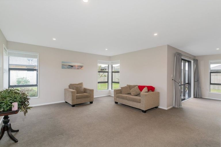 Photo of property in 9 Colebrook Drive, Rolleston, 7614