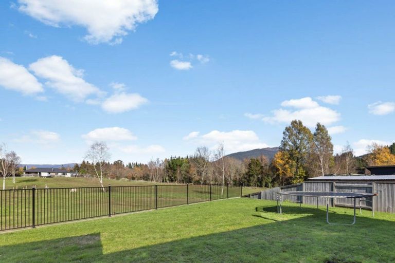 Photo of property in 37 Topia Drive, Turangi, 3334