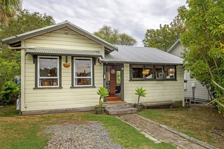 Photo of property in 24 Harris Street, Kaiti, Gisborne, 4010