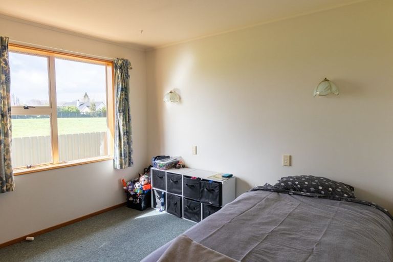 Photo of property in 4 Anne Street, Winton, 9720