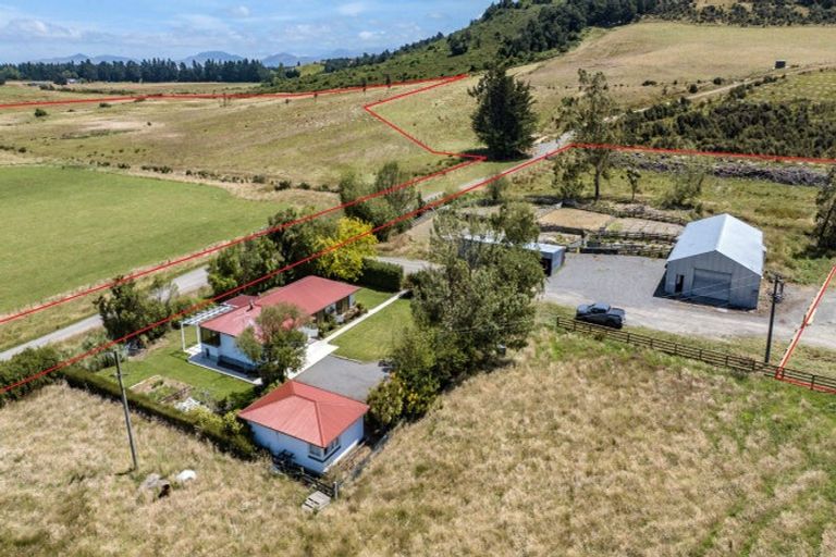 Photo of property in 102 Lewis Road, View Hill, Oxford, 7495