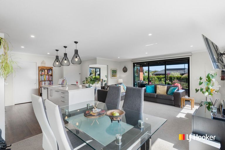 Photo of property in 1 Carrick Place, Mosgiel, 9024