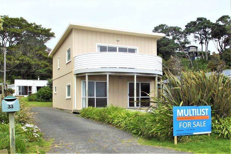Photo of property in 33 Onaero Beach Road, Onaero, Waitara, 4383