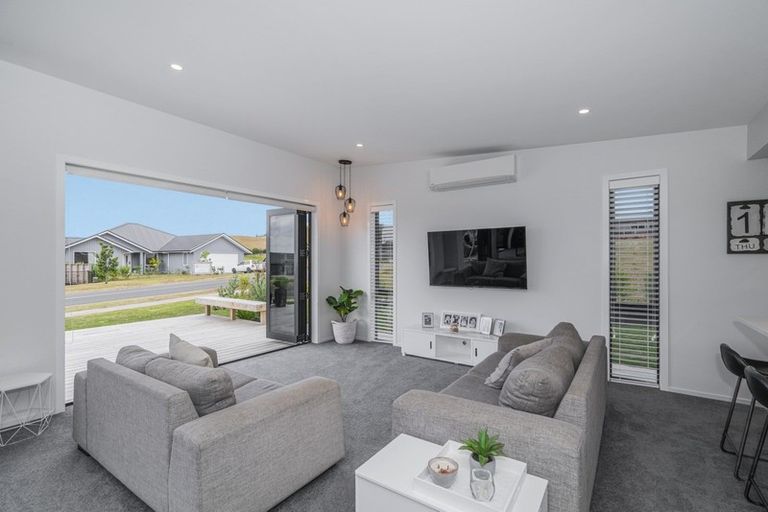 Photo of property in 17 Ataahua Views Terrace, Wharekaho, Whitianga, 3510