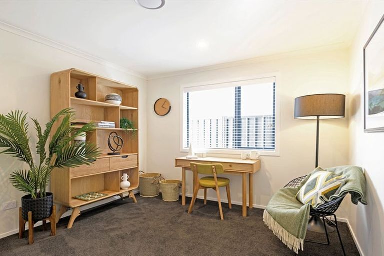 Photo of property in 44 Pateke Drive, Kenepuru, Porirua, 5022