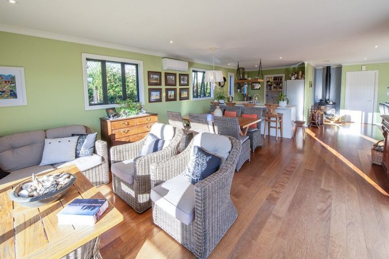 Photo of property in 40 Church Street, Oxford, 7430