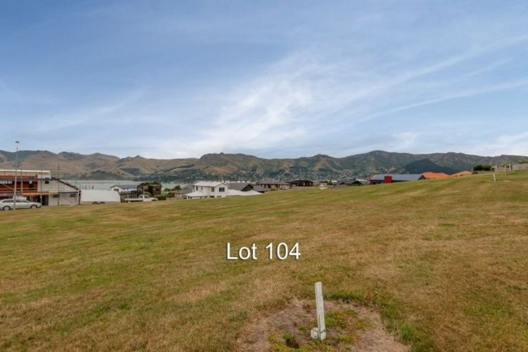 Photo of property in 19 Muriwai Drive, Diamond Harbour, 8971