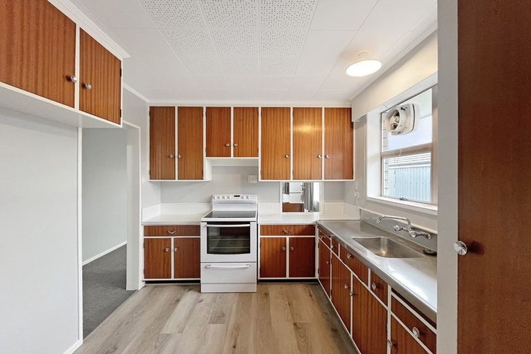 Photo of property in 5 Innes Place, Roslyn, Palmerston North, 4414