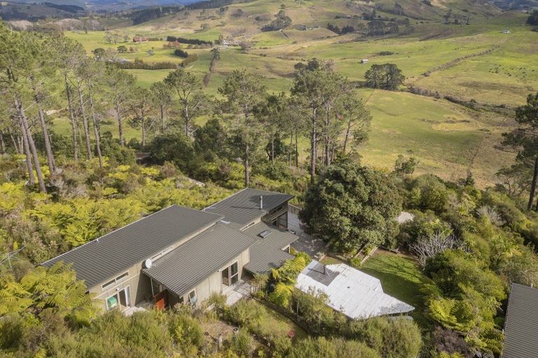 Photo of property in 63 Orchard Road, Hahei, Whitianga, 3591