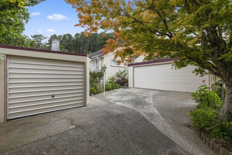Photo of property in 461 Stokes Valley Road, Stokes Valley, Lower Hutt, 5019