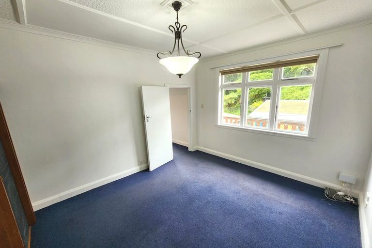 Photo of property in 64 Holloway Road, Aro Valley, Wellington, 6021