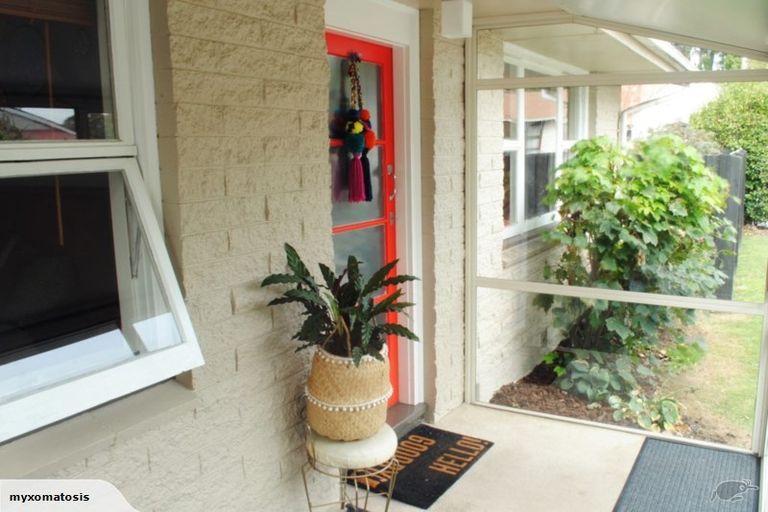 Photo of property in 1/7 Radnor Street, St Albans, Christchurch, 8014